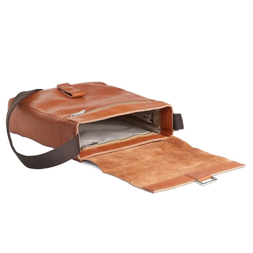 Tasche Granada K in Natur – Detailansicht