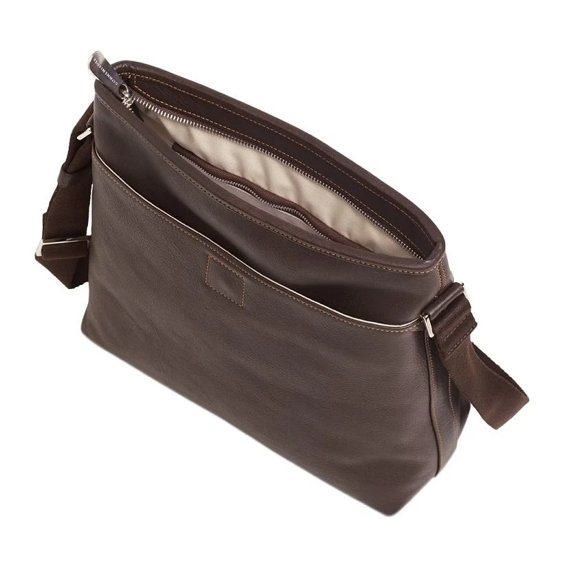 Tasche Malaga K in Mocca – Detailansicht
