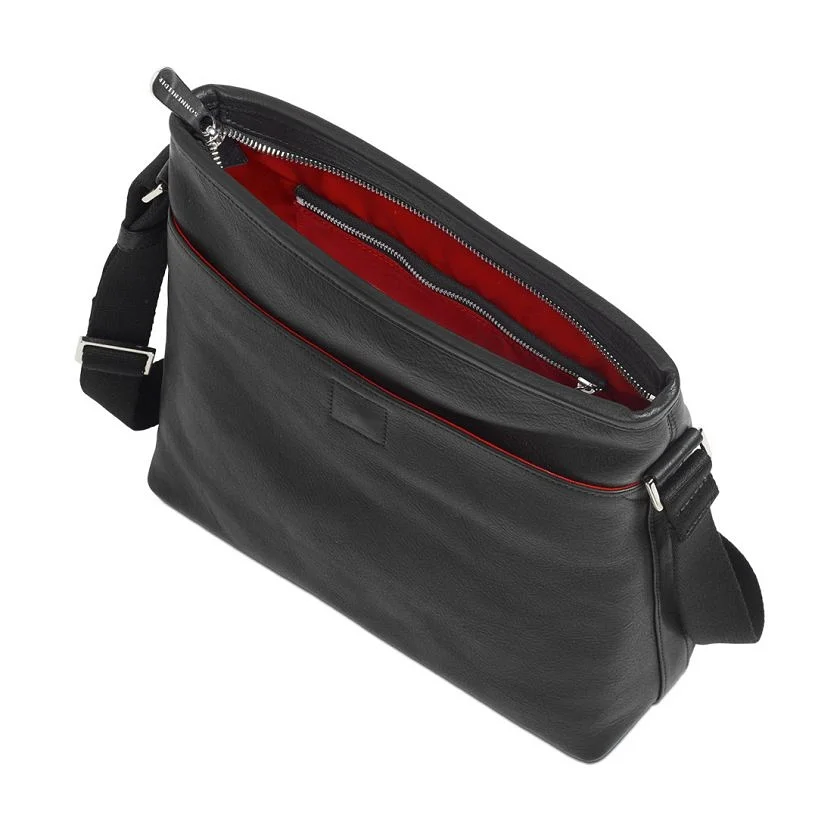 Tasche Malaga K in Schwarz – Detailansicht